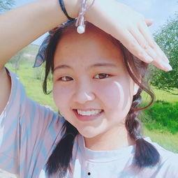 这个吃瓜进娱乐圈红了,意外踏入娱乐圈，她如何一夜爆红？