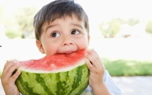 娱乐吃瓜君小千抖音,娱乐吃瓜君小千带你揭秘娱乐圈幕后故事