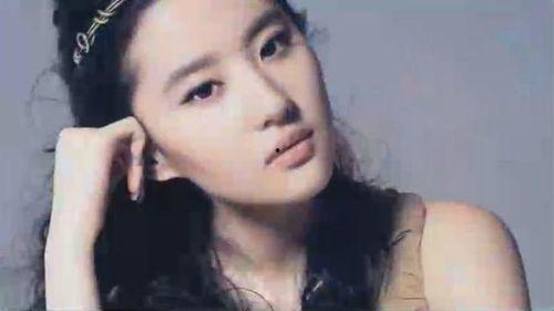 娱乐圈吃瓜美女是谁啊视频,吃瓜美女视频背后的明星风云